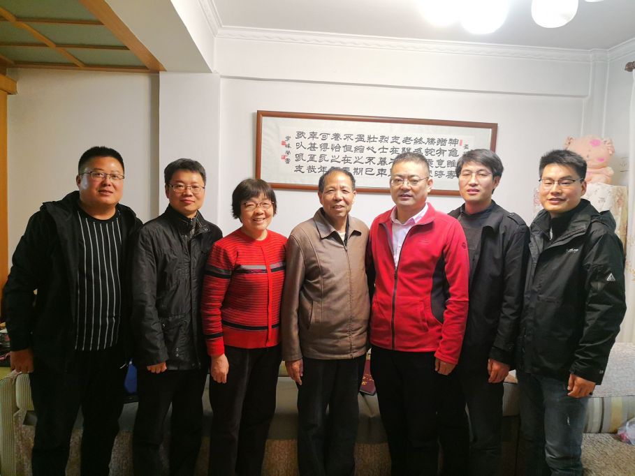 走进历史、探望前辈、寻找初心——记西安院铁路交通党支部志愿者服务活动(图3)