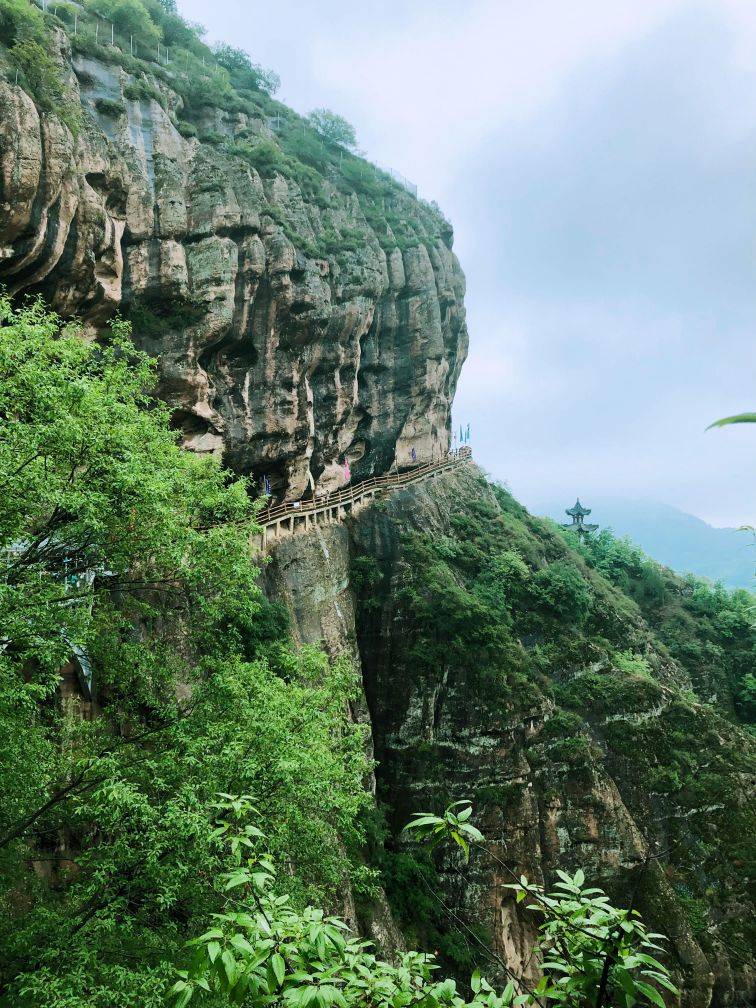 中铁西安院工会举行“邂逅九龙山 相约春天里”主题活动(图2)