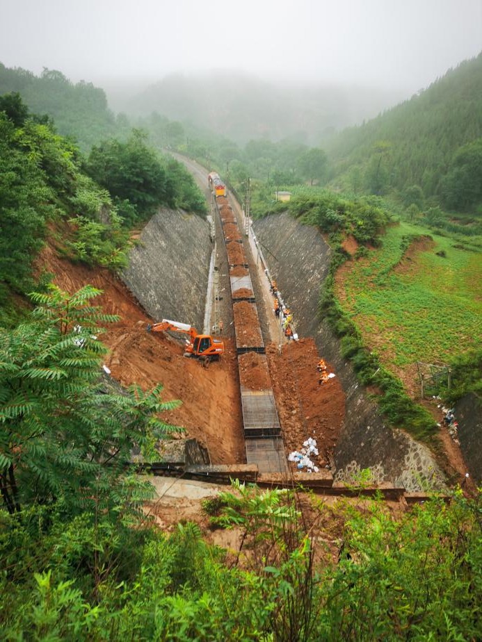 应急抢险  彰显担当--中铁六院西安院助力宝中线山体溜坍抢险(图5)