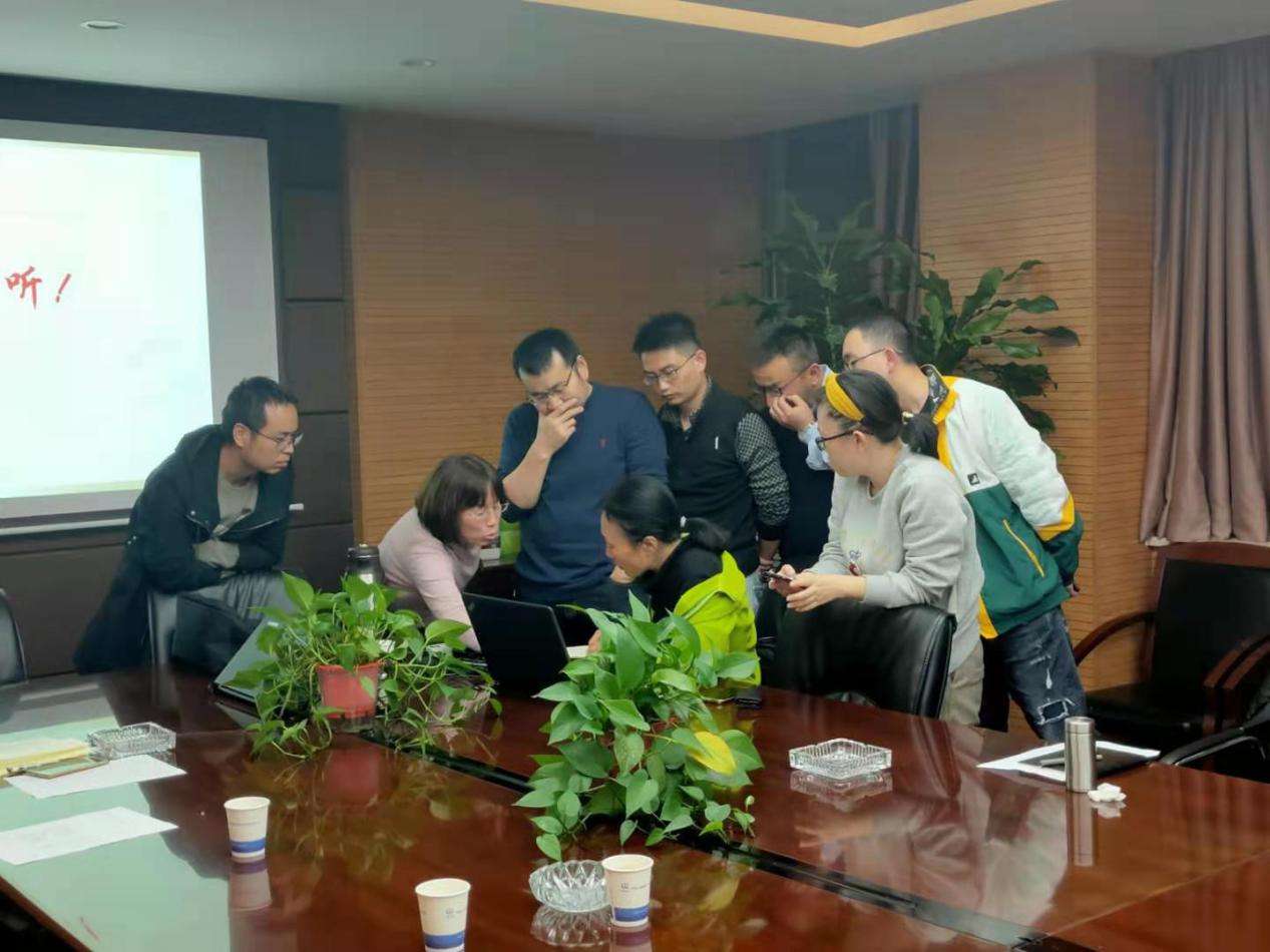 西安院通号电化处举办高铁信号设计培训会(图1)