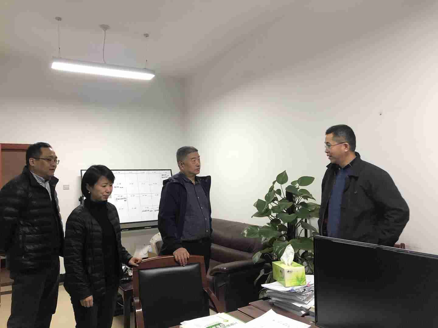 袁旭东走访慰问“大干四季度”生产一线职工(图4)