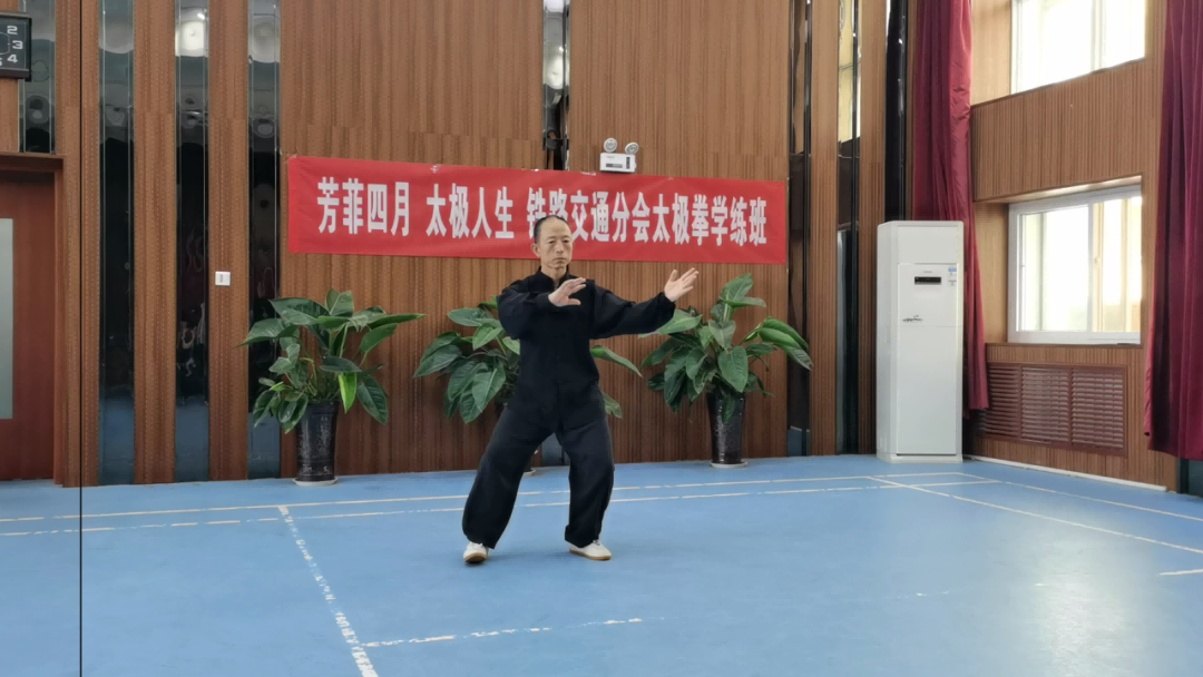 四月芳菲  太极人生(图1)