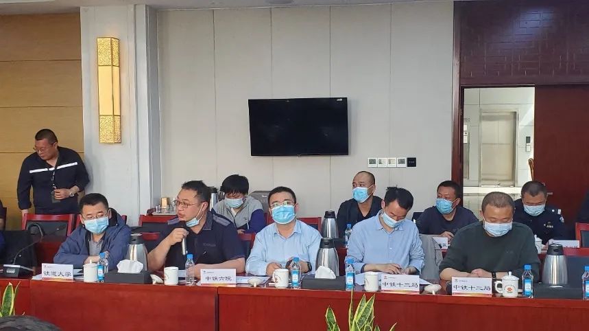 争分夺秒 日夜奋战 彰显央企担当 ——中铁西安院完成既有铁路隧道应急抢险及处治纪实(图5)