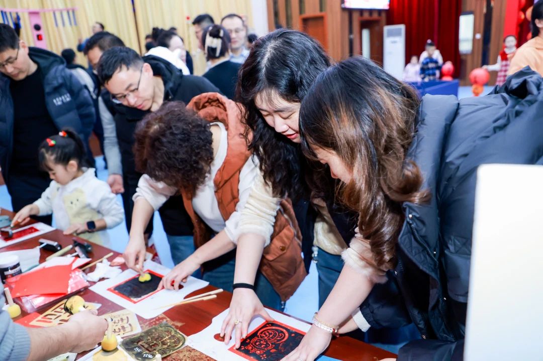 趣味“在线”，年味“上线”｜我们的新年打开方式是这样的(图8)