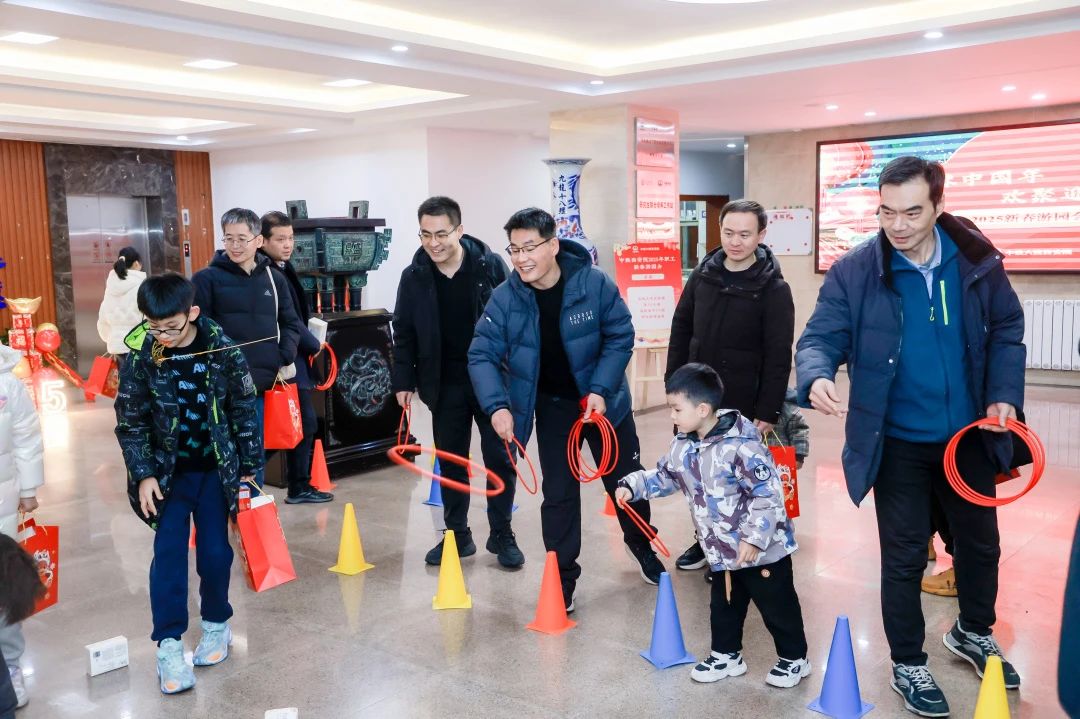 趣味“在线”，年味“上线”｜我们的新年打开方式是这样的(图11)